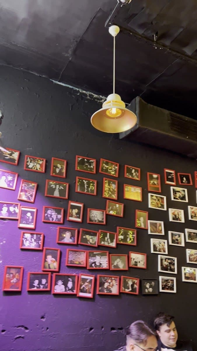 Poddon Bar gallery image 2